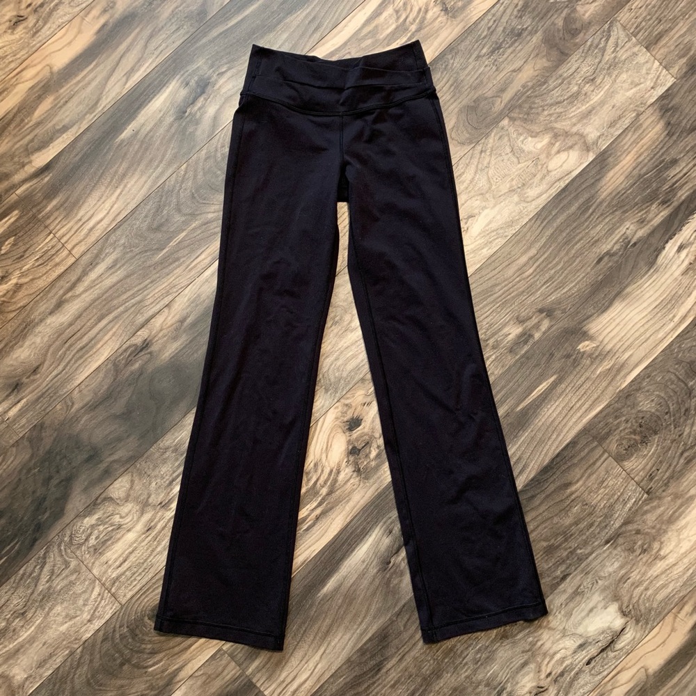 Lululemon 4 regular Black Flare Groove yoga Pants